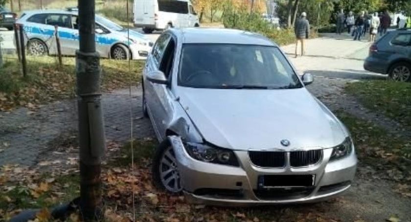  Ta jazda mogła zakończyć się tragicznie. Z impetem wjechał w latarnię