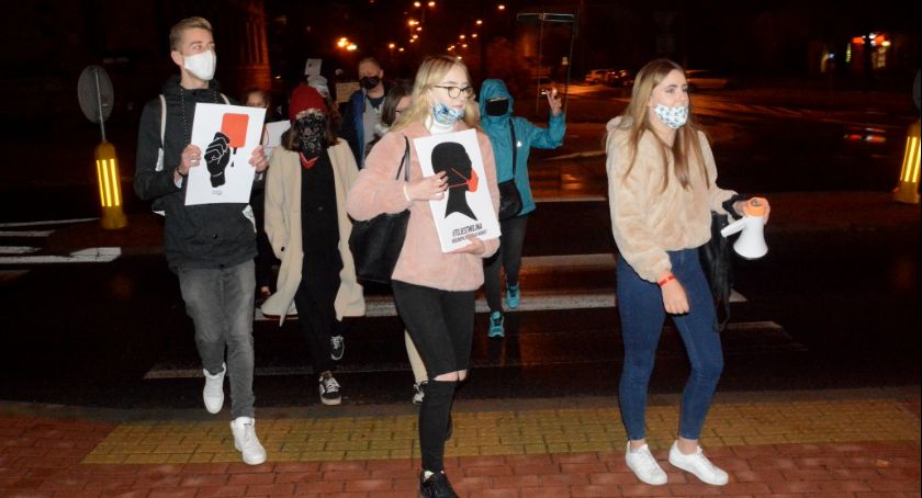 W Skarżysku odbył się kolejny protest, tym razem frekwencja była bardzo mała 