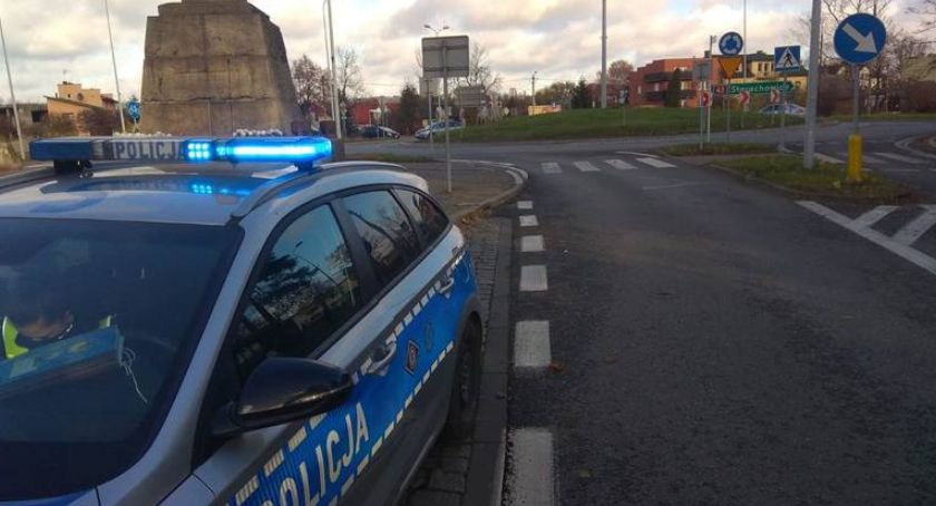 Wystarczyła chwila nieuwagi i nieszczęście gotowe. 60-latek z powiatu skarżyskiego w szpitalu 