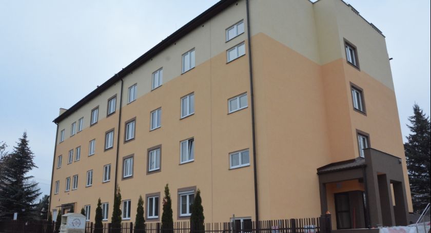 Wzrośnie komfort życia mieszkańców DPS przy ul. Spornej. Termomodernizacja dobiega końca 