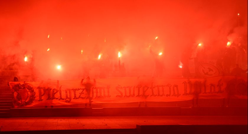 „Świętokrzyskie jest widzewskie” - fani Widzewa Łódź świętowali 110-lecie powstania klubu 