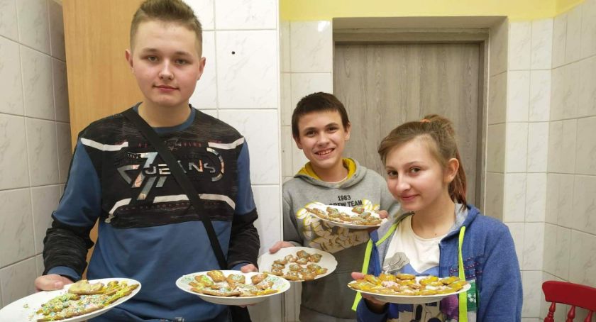 ZPE-W. Pachnie pierniczkami... Idą święta