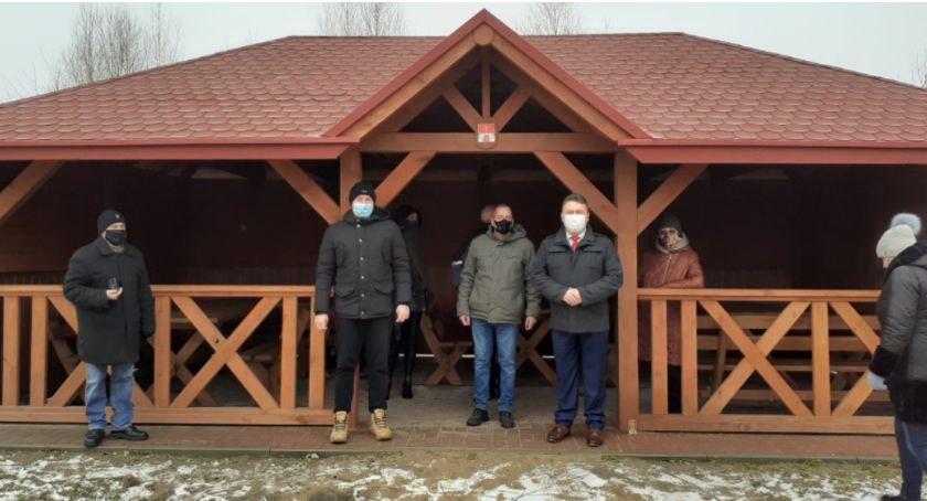 Plac zabaw w Sołectwie Skarżysko Kościelne II gotowy
