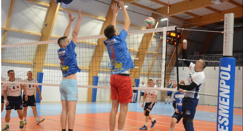 Siatkówka. Czwartoligowe derby dla Skarżyska 