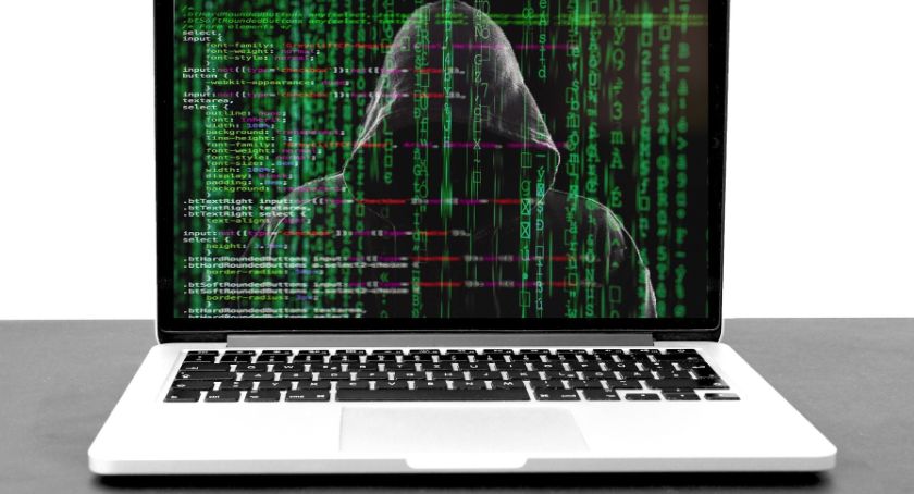 Ostrzegawcze lampki przed dezinformacją i oszustwem