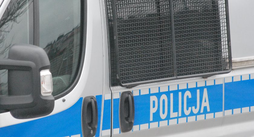 Stracił panowanie nad volvo. Teraz będzie się tłumaczył