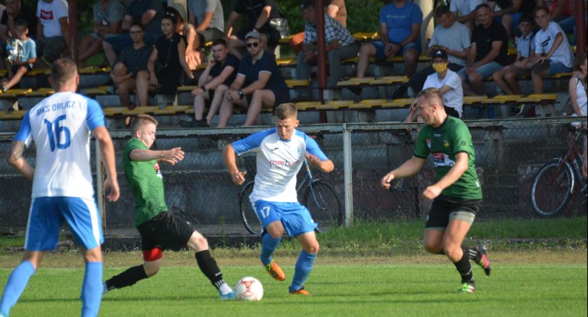 Inauguracja rundy wiosennej w IV lidze przesunięta o tydzień 