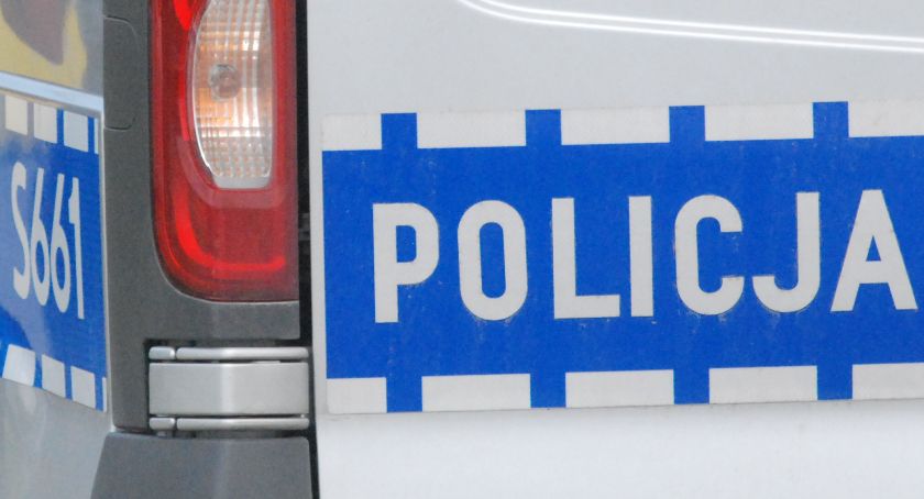 W takiej sytuacji pieszy jest bez szans. Piątkowa akcja skarżyskich policjantów