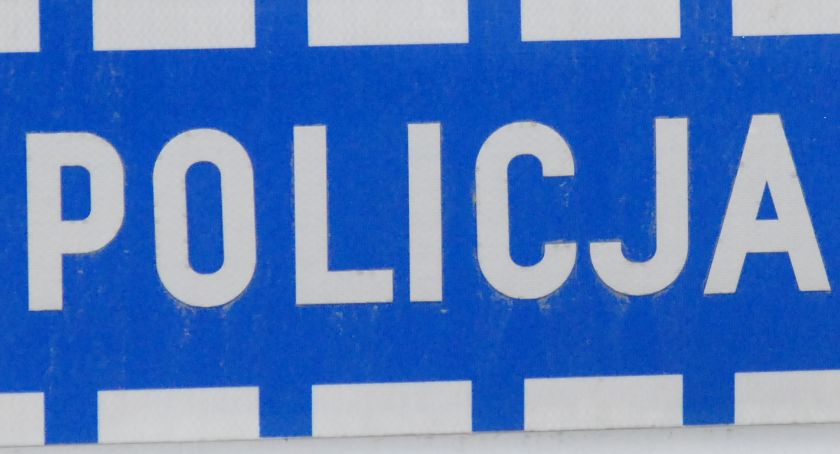 Skarżyskie przypadki. Wjechał w samochód i uciekł z miejsca zdarzenia. I to nie koniec klopotów...