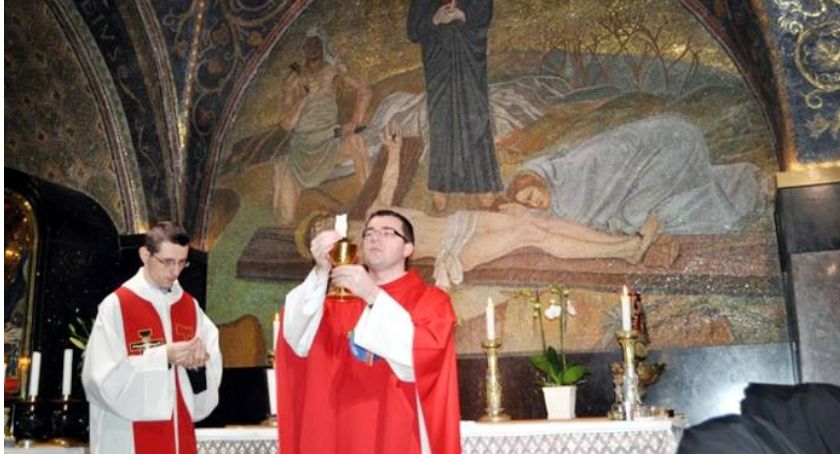 Ks. Sławomir Czajka opowiada: Jerozolimskie Święta Wielkanocne