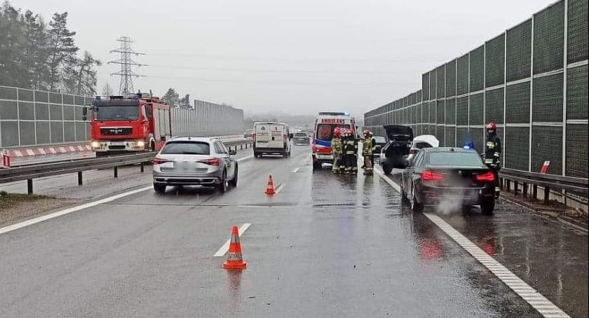 Skarżysko. Na trasie S7 ruch odbywał się jednym pasem. Dlaczego ?