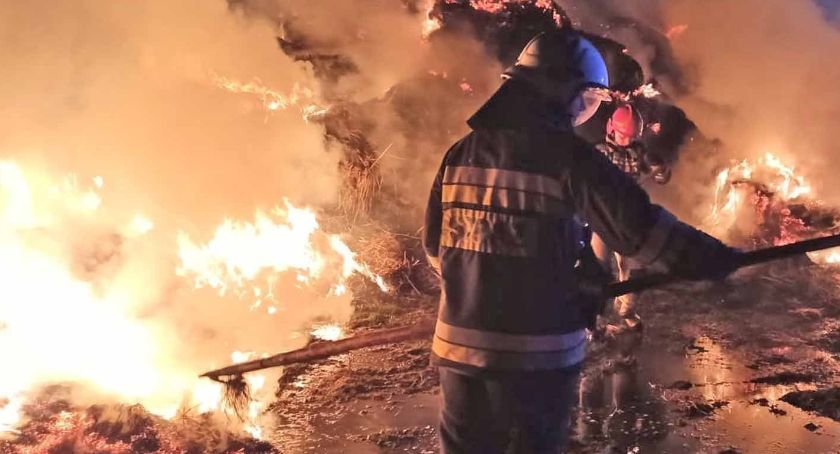 Ile zarabiają strażacy?