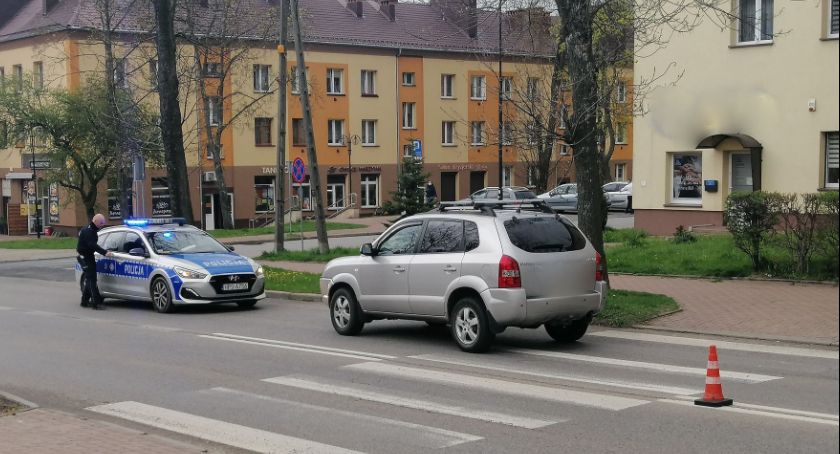 Potrącenie na oznakowanym przejściu dla pieszych 