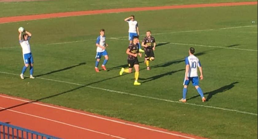 IV liga: W Radoszycach o punkty nie było łatwo 