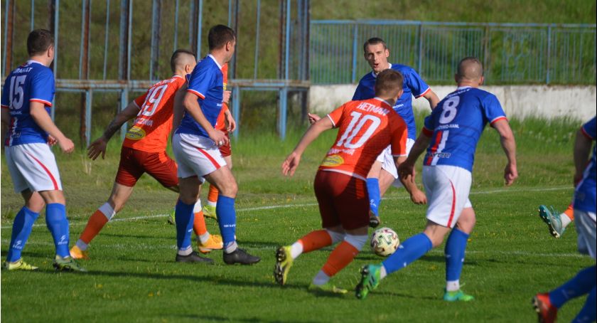 IV liga. Hetman się postawił, jednak trzy punkty zostały w Skarżysku 