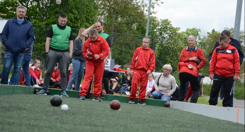 Były łzy radości i wzruszenia.  Świętokrzyski Turniej Bocce Olimpiad Specjalnych za nami 