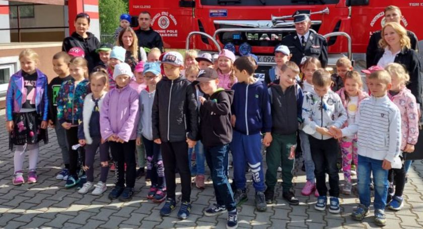 Skarżysko Kościelne. Przedszkolaki u strażaków