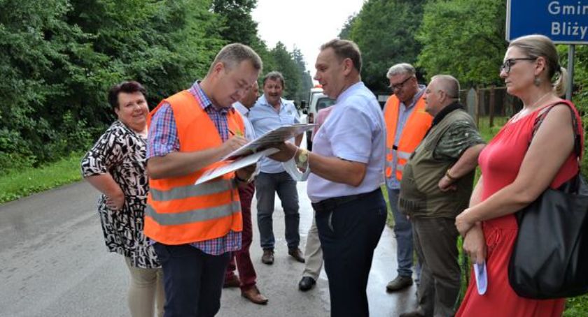 Plac budowy drogi w Ubyszowie przekazany