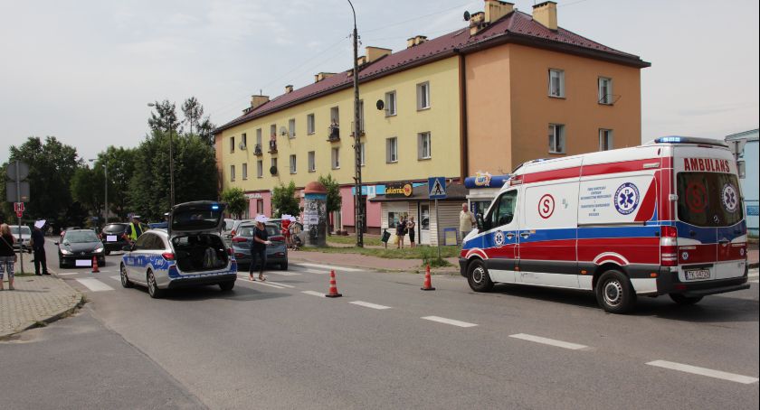 Potrącenie pieszej na oznakowanym przejściu 