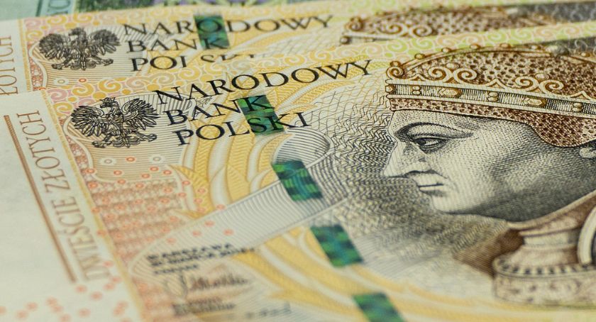 Cztery Stypendia Starosty Skarżyskiego za ubiegły rok szkolny