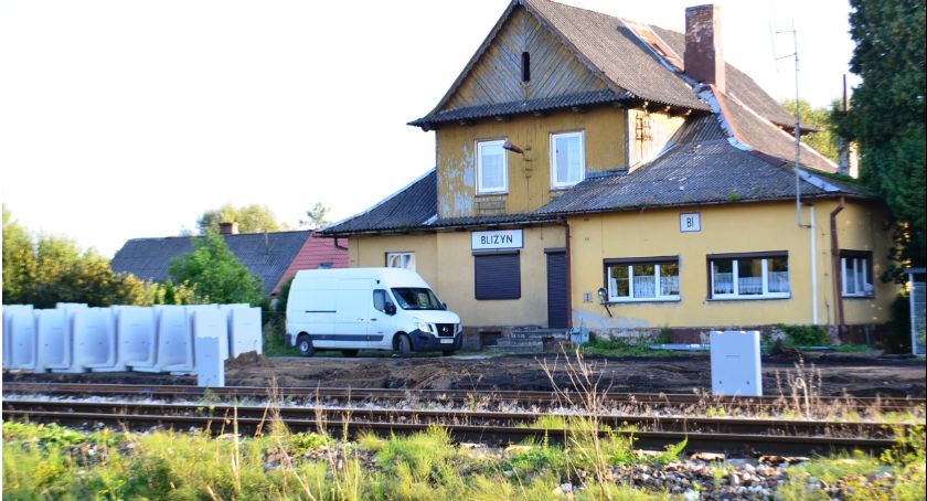 Trwają prace na stacjach linii kolejowej 25 (Skarżysko-Tomaszów Mazowiecki), będą nowe perony 