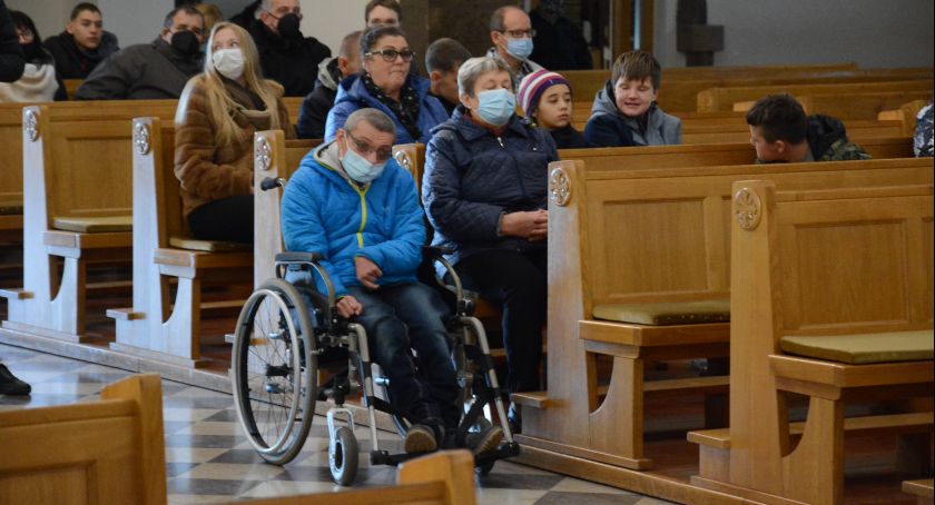 Pielgrzymka Osób z Niepełnosprawnością do Ostrej Bramy 