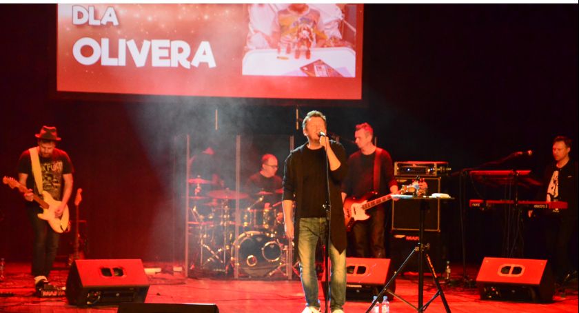 Skarżysko. Popek i Mafia zagrali dla Olivera.  W MCK odbył  się wielki koncert charytatywny 