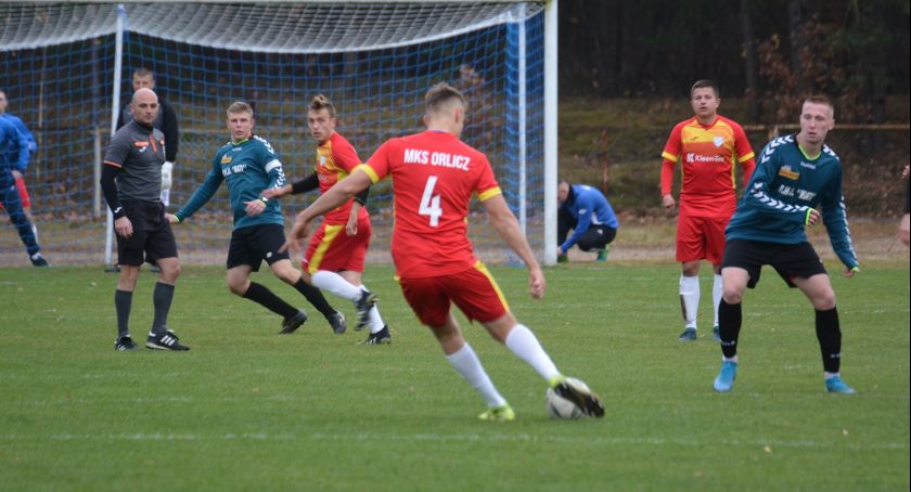 Hummel IV liga. Orlicz wreszcie zwycięski. Wynik meczu został ustalony w pierwszej połowie 