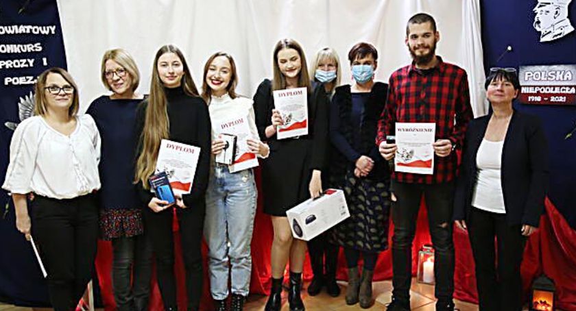 Konkurs recytatorski. 