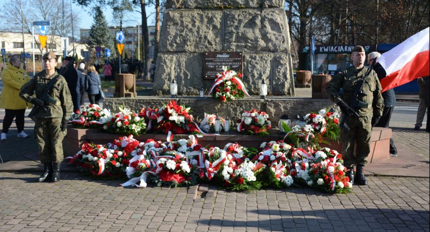 Skarżysko. Obchody 103. rocznicy odzyskania przez Polskę niepodległości 