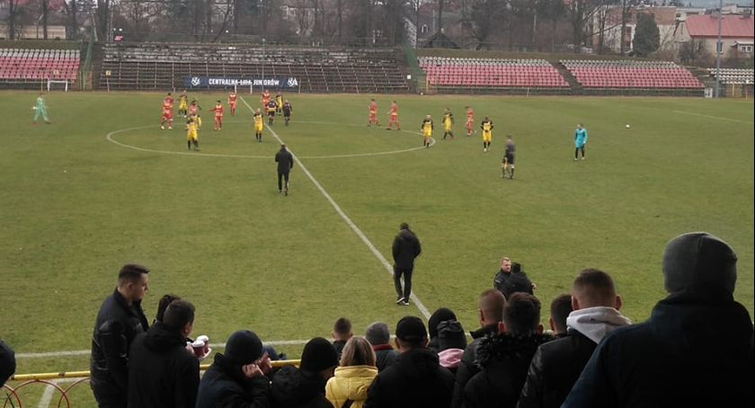 Hummel IV liga. Rezerwy Korony Kielce za mocne dla Orłów 