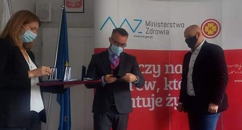 Aspirant Marek Gos zasłużony dla zdrowia narodu