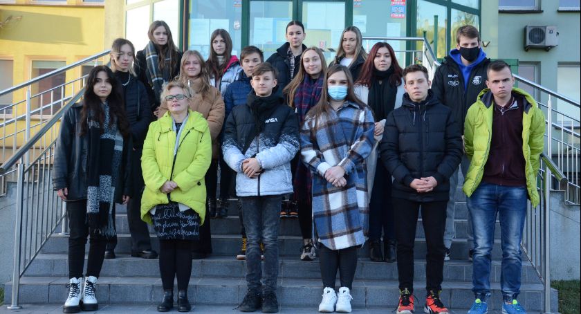 Fundacja Daj Szansę podpisała umowy stypendialne z uzdolnioną młodzieżą 