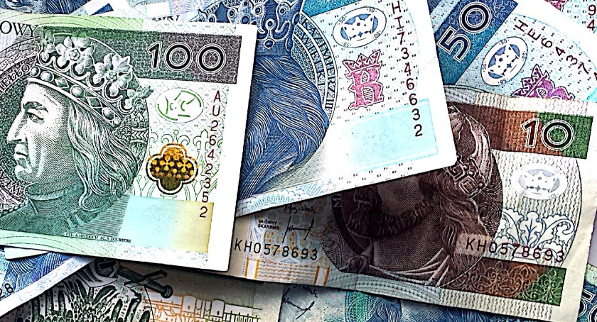 Wyższe pensje samorządowców i diety radnych