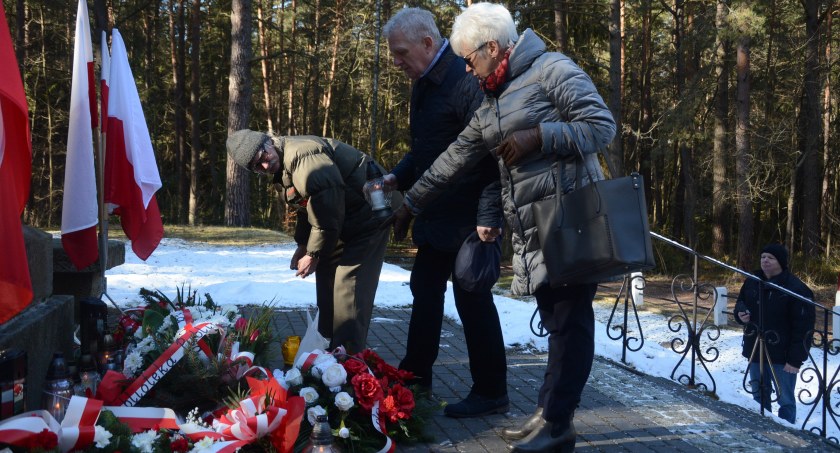 „Przechodniu! Powiedz Polsce, tu leżym, Jej syny: posłuszni i wierni do ostatniej godziny”. 82. rocznica rocznica egzekucji na Borze