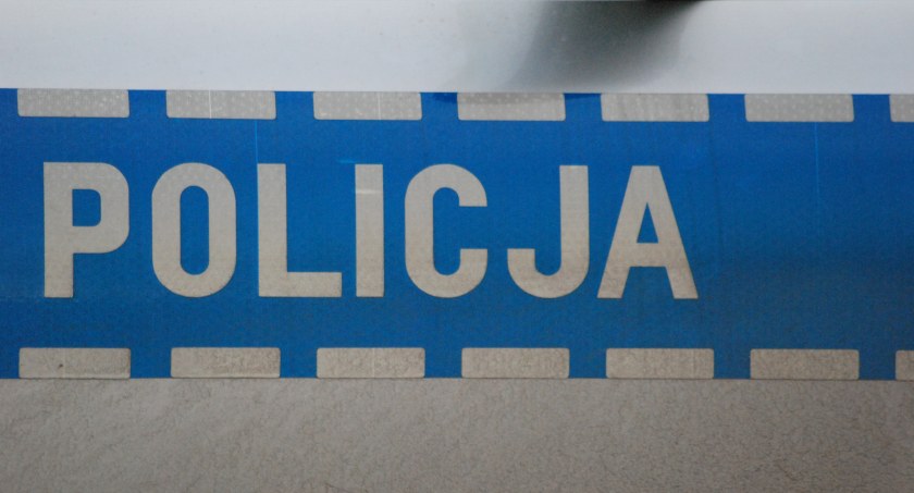 Policjanci na S-7 pomogli Ukraińcom