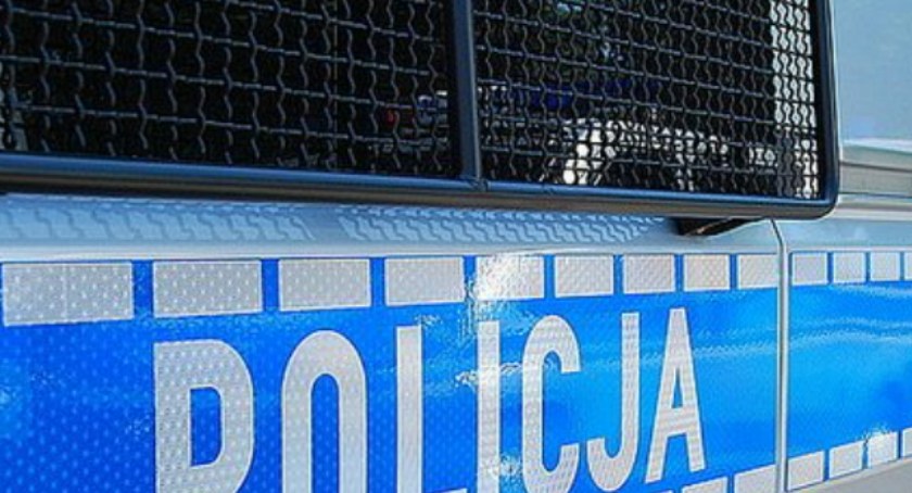 Brawo funkcjonariusze! Skarżyscy policjanci pomogli kobiecie zza wschodniej granicy