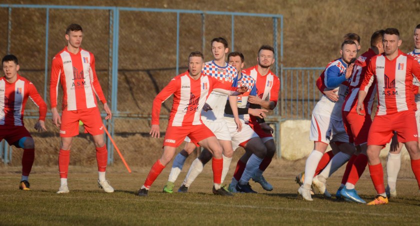 Hummel IV liga. Podział punktów na Rejowie 