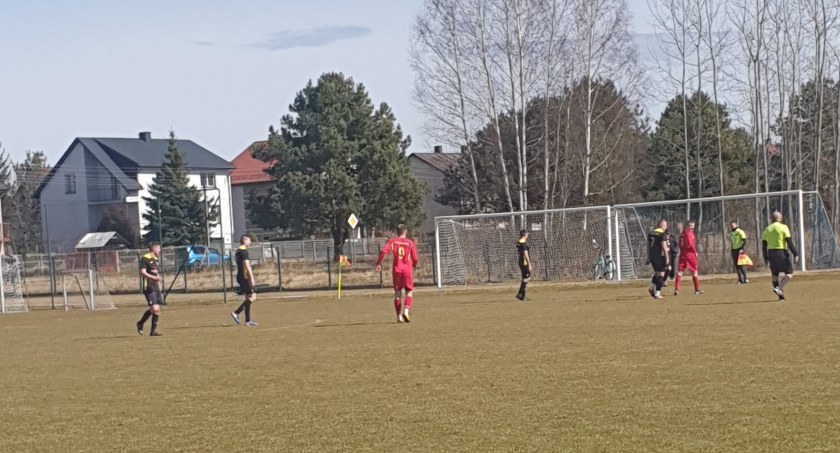 A klasa. Wysokie zwycięstwo rezerw Orlicza. Łączna bez punktów 
