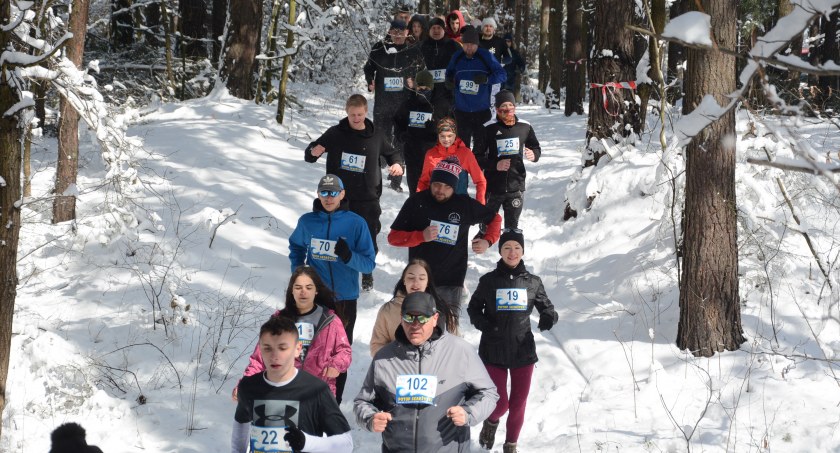 Skarżyski Potop nad zalewem Rejów 
