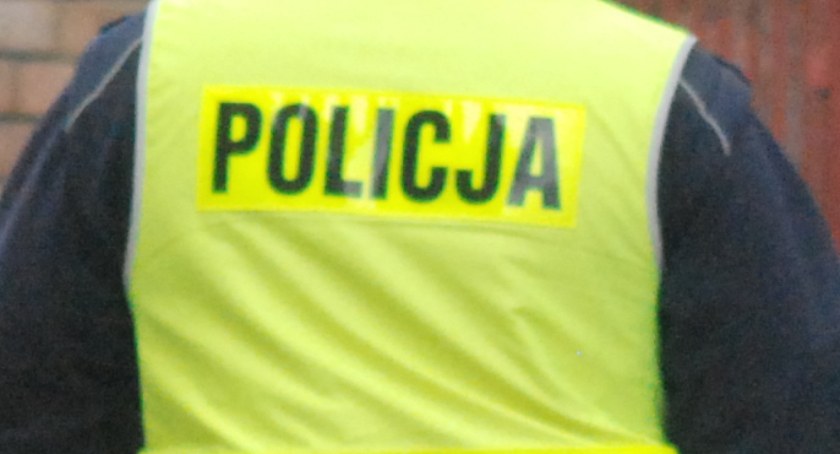 Złodziej w jednorodzinnym domu w Skarżysku-Kam. Co padło jego łupem?