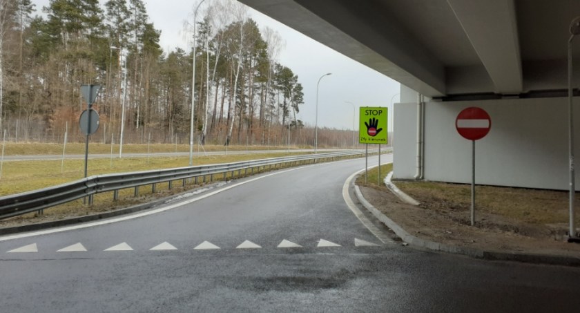 STOP - zły kierunek na S7 w Skarżysku