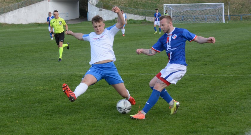 W Skarżysku odbyły się 53. derby powiatu skarżyskiego Granat kontra Orlicz 