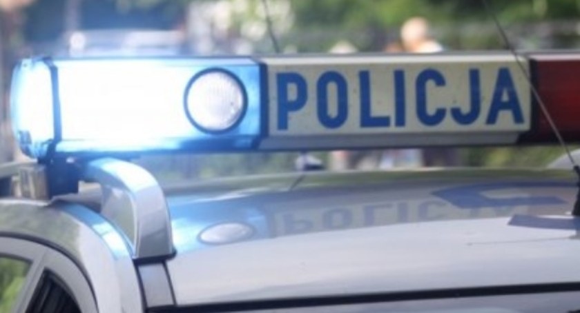 Kolizja w Skarżysku-Kam. Policjanci ukarali sprawczynię mandatem