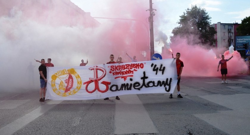 78. rocznica wybuchu Powstania Warszawskiego. Godzina W w Skarżysku
