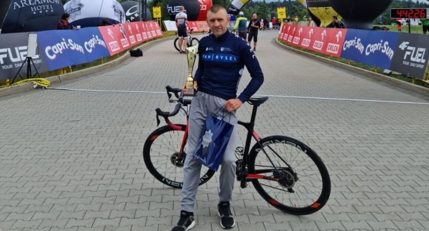 Kom. Marek Kowalik na podium w Arłamowie. Tytuł wicemistrza pojechał do Skarżyska