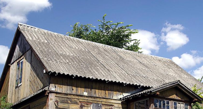 Koniec pieniędzy na utylizację eternitu