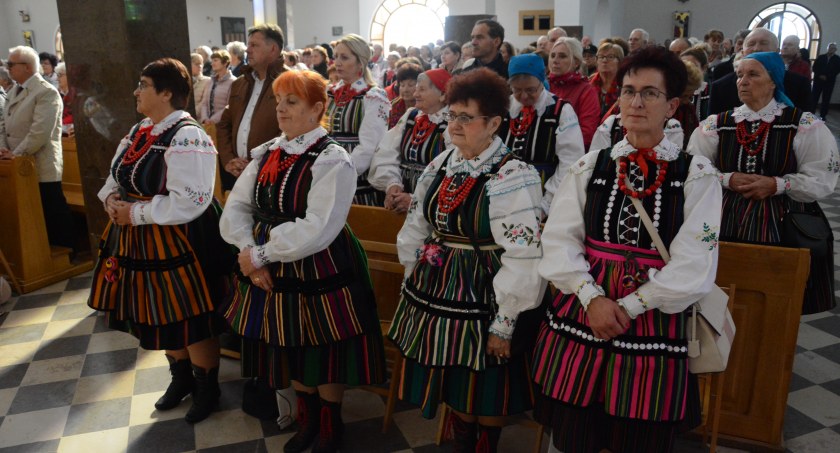 Pielgrzymka Kół Gospodyń Wiejskich i Sołtysów do Ostrej Bramy