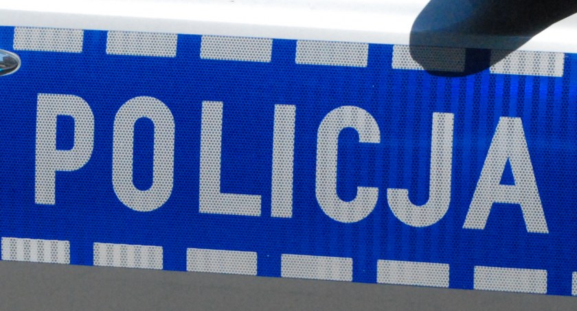 Motoryzacyjny złodziej na terenie powiatu skarżyskiego. Teraz szukają go stróże prawa