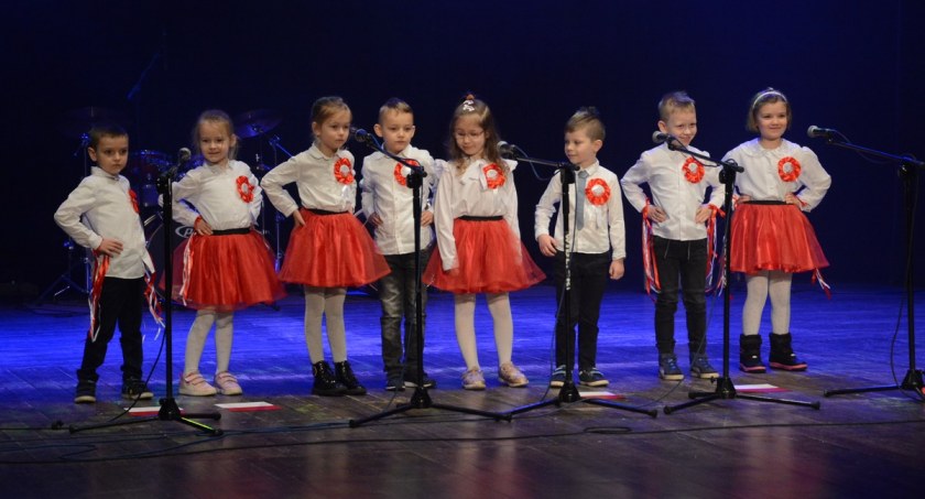 Wyłoniono finalistów Skarżyskiego Przeglądu Pieśni Patriotycznej 